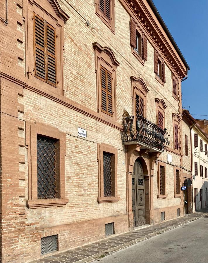 Il Barchio Loft In Un Palazzo Di Fine 800 A Jesi Διαμέρισμα Εξωτερικό φωτογραφία